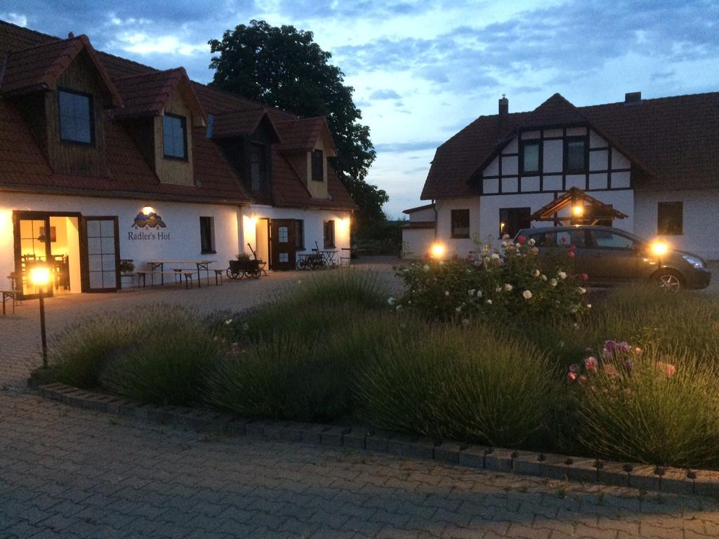 Отель Radler'S Hof Letschin Экстерьер фото